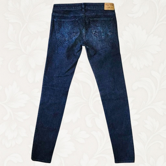 Unique Hollister Floral Pattern Jeans - Size 26, or 28" waist - Picture 2 of 7